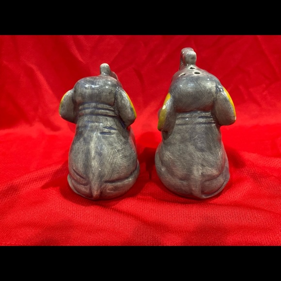 Elephant Salt & Pepper Shakers - Picture 4 of 6